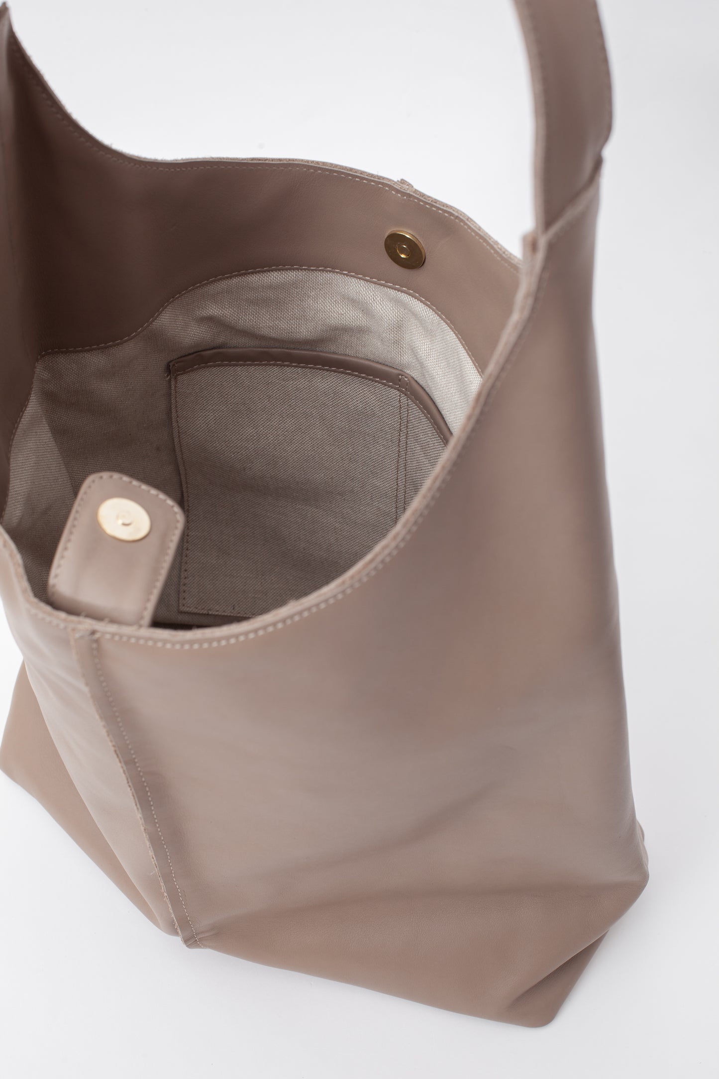 CARLA Hobo Bag Macadamia