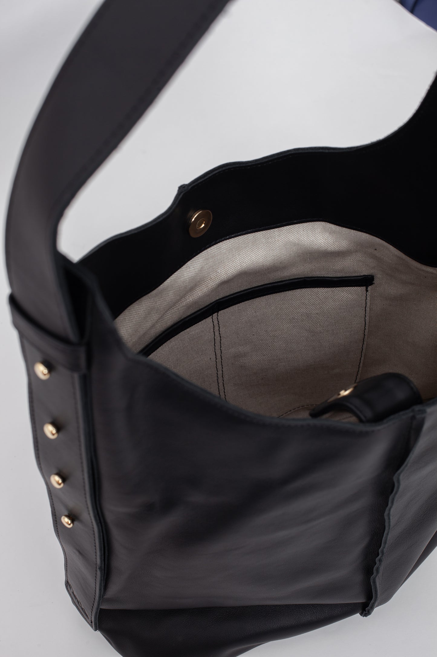 CARLA Hobo Bag Black