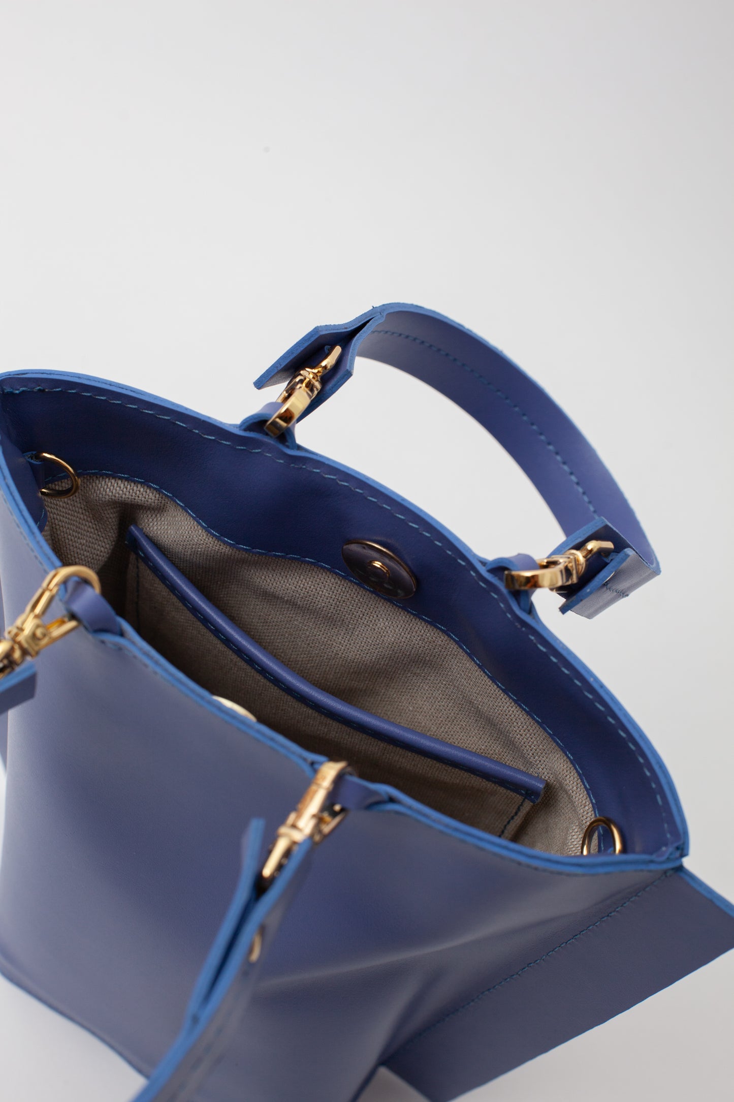 CARLETTIS Handbag Cosmo Blue