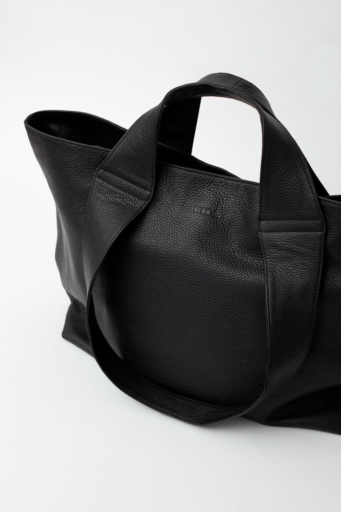 MINA Shopper Black