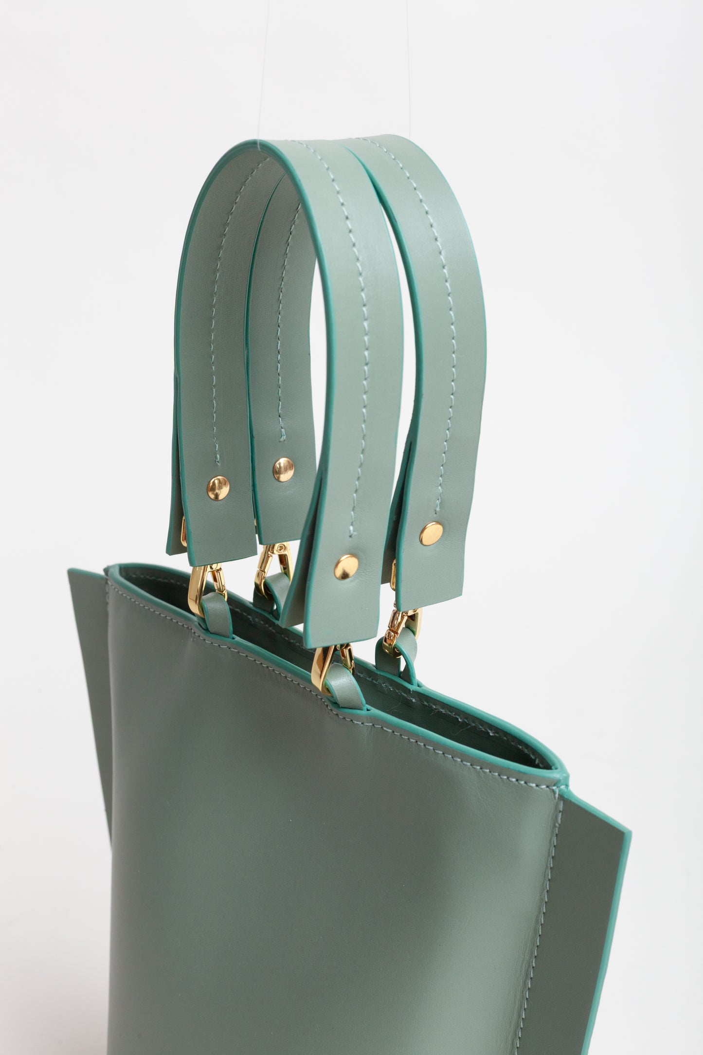CARLETTIS Handbag Musk