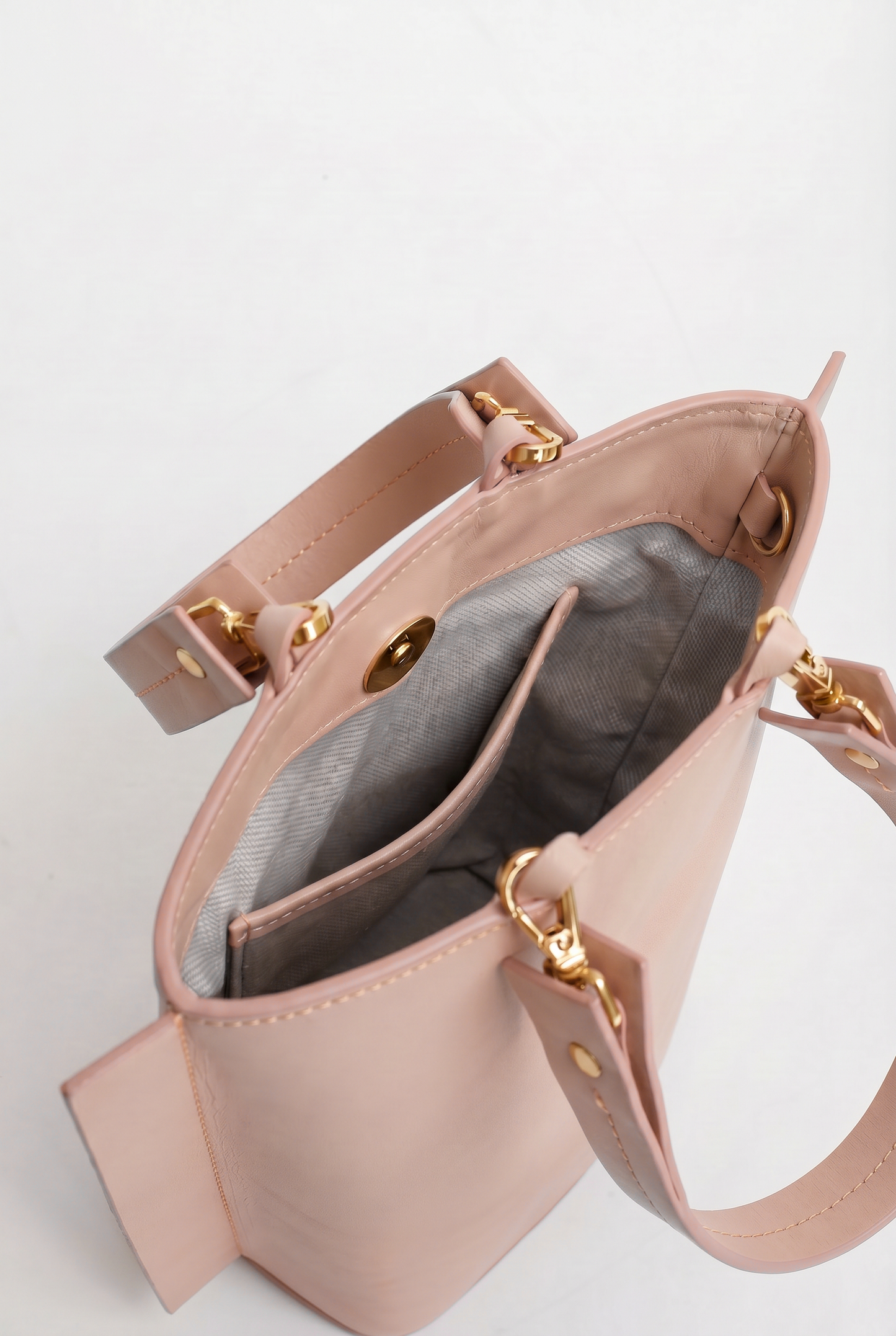 CARLETTIS Handbag Nude